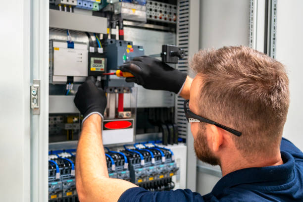 Best Electrical Contractors for Businesses  in Pocahontas, IA